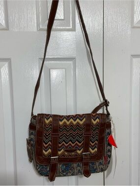 UNIONBAY Brown Multicolor Chevron & Floral Crossbody Bag